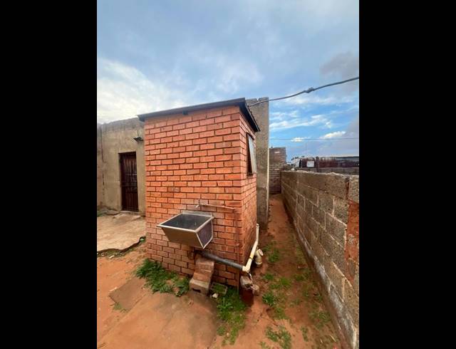 2 BEDROOM HOUSE FOR SALE IN DOORNKOP